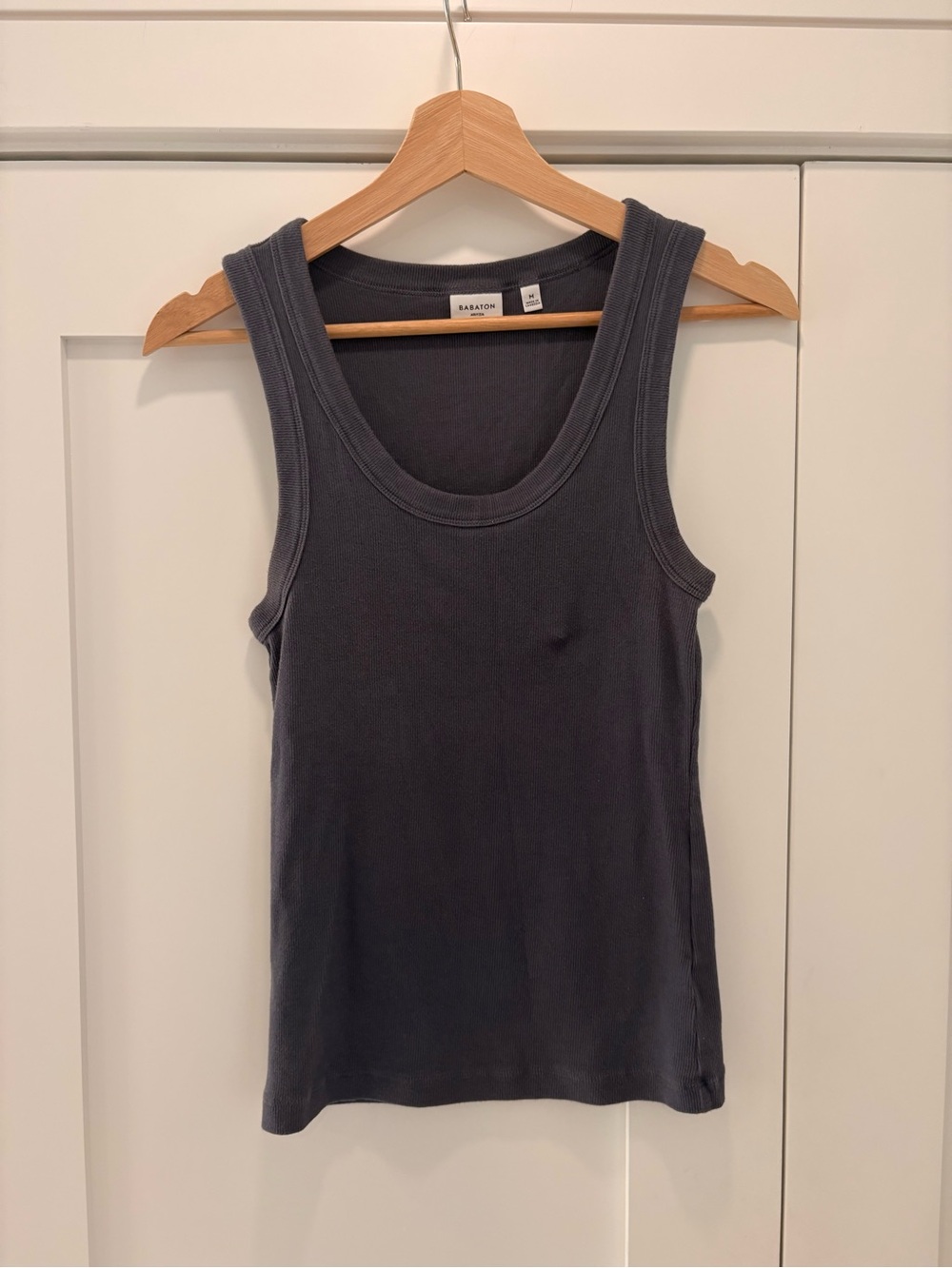 Babaton Aritzia Ribbed Tank Top Size M